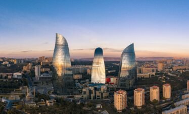 BAKU TOUR